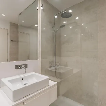 Casa Boma - Design & Spacious With Balcony - Alvalade Ii Apartman