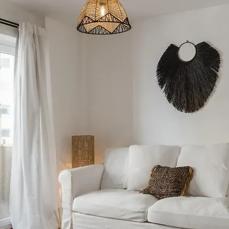 アパート Casa Boma - Design & Spacious With Balcony - Alvalade Ii リスボン