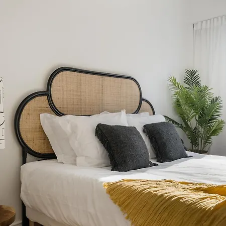 Apartman Casa Boma - Design & Spacious With Balcony - Alvalade Ii