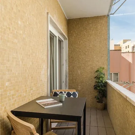 Daire Casa Boma - Design & Spacious With Balcony - Alvalade Ii *